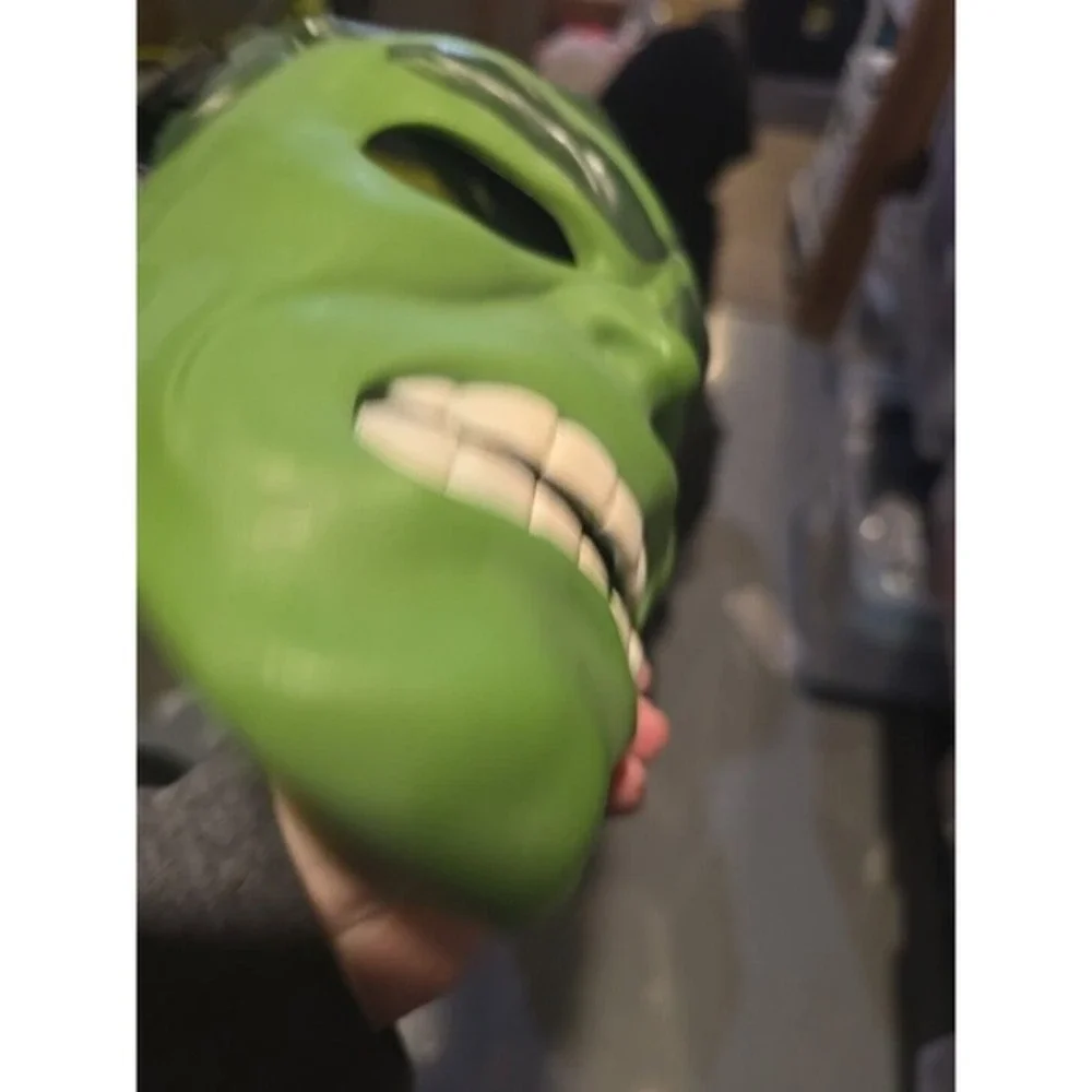 Incredible Hulk Marvel Children Hard Plastic Halloween Elastic‎ Band Mask Hasbro